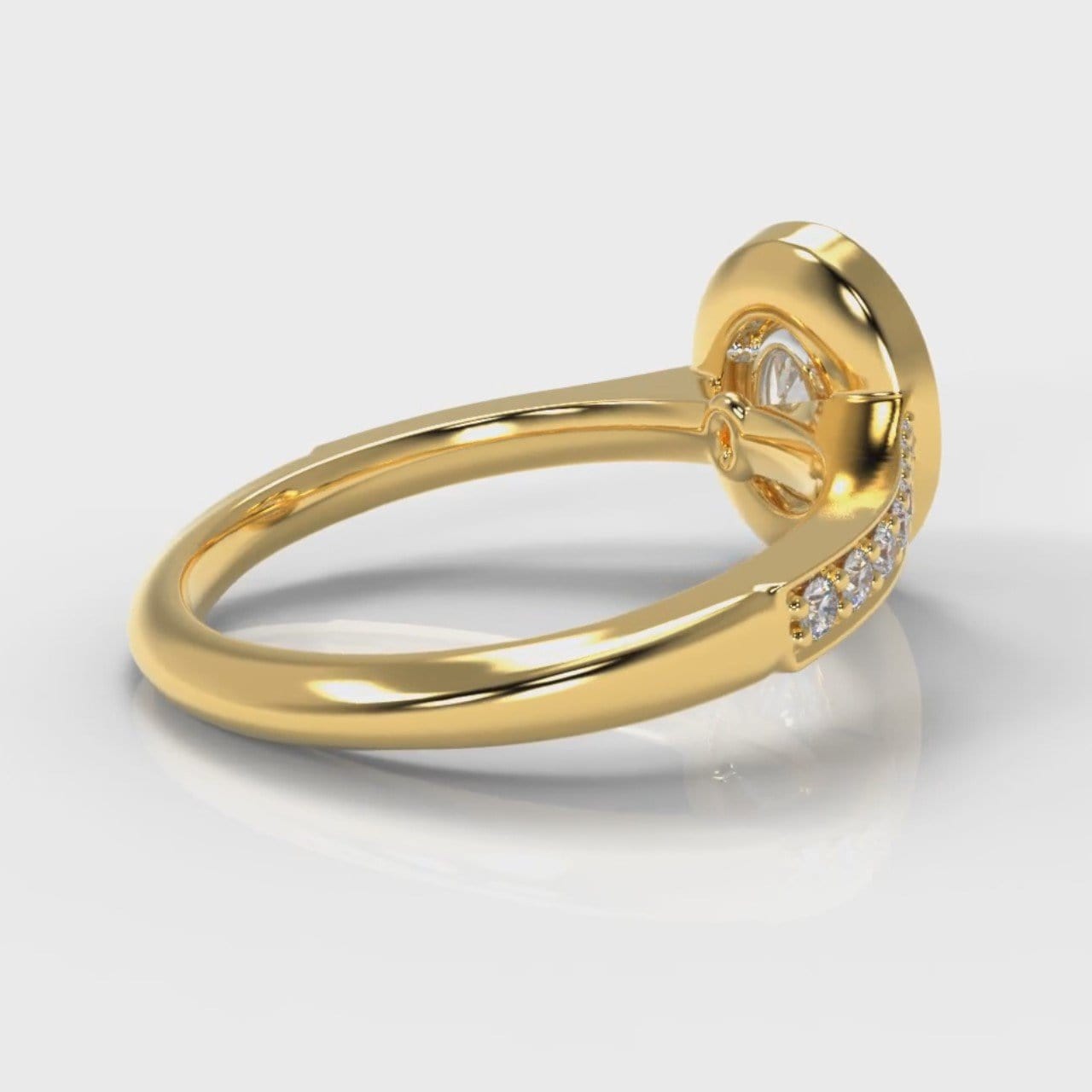 Pavé Oval Diamond Halo Engagement Ring - Yellow Gold
