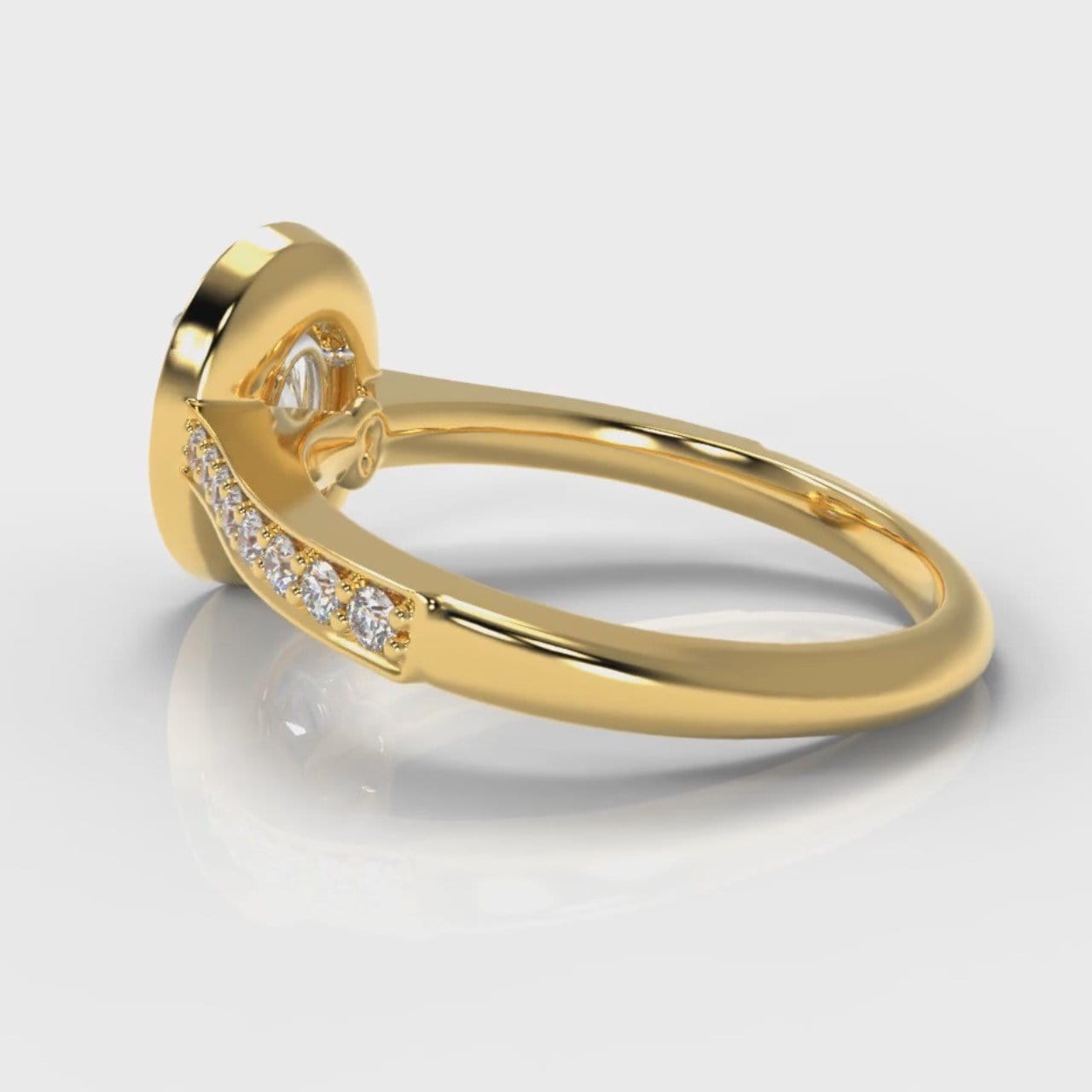 Pavé Oval Diamond Halo Engagement Ring - Yellow Gold